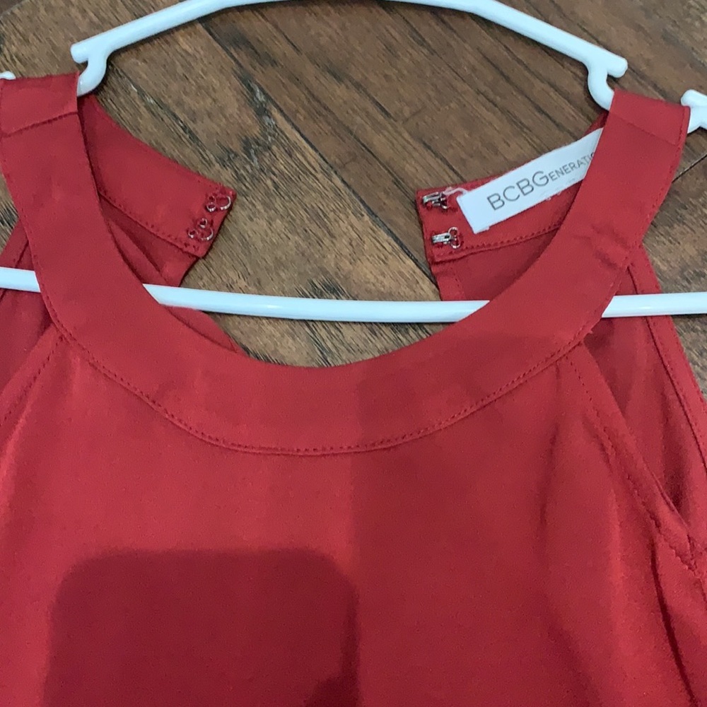 BCBGeneration Cold Shoulder Top - Picture 3 of 3